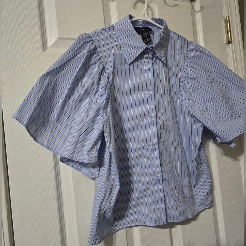 Boxy Striped Puff Sleeve Poplin Cotton Button Down Collared Preppy Top by Rain. - Picture 2 of 10